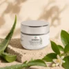 Serena crema viso all’aloe vera per pelli giovani, trattamento idratante e lenitivo che aiuta a mantenere la pelle morbida, fresca e luminosa.
