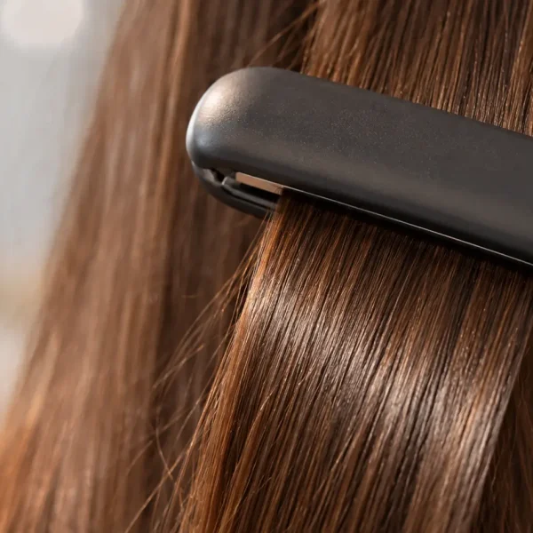come usare il termoprotettore e come scegliere il termoprotettore giusto per capelli prima della piastra