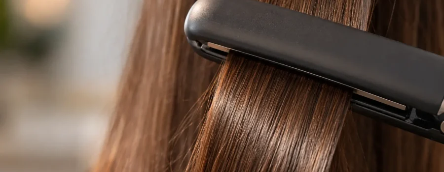 come usare il termoprotettore e come scegliere il termoprotettore giusto per capelli prima della piastra